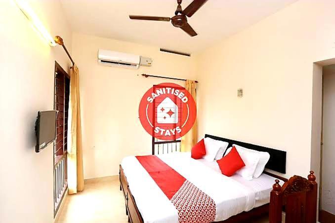Hotel Sunday - Townhouse Club Airport Trivandrum Thiruvananthapuram Esterno foto