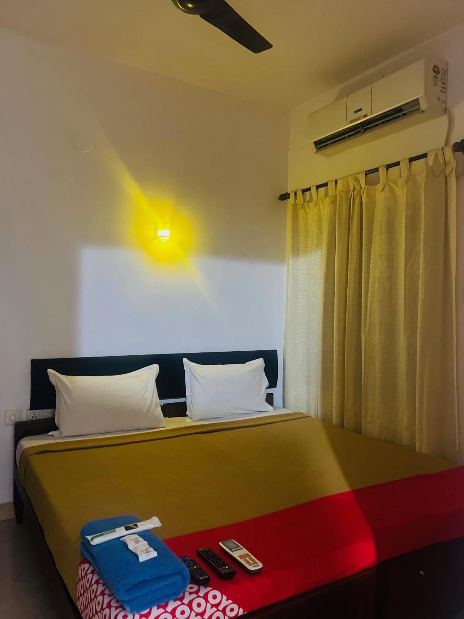 Hotel Sunday - Townhouse Club Airport Trivandrum Thiruvananthapuram Esterno foto